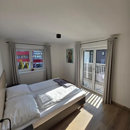 Anna & Paul アパート *